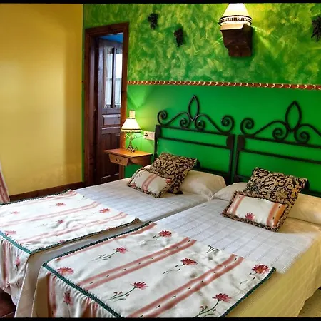Hotel Fuente De Las Anjanas