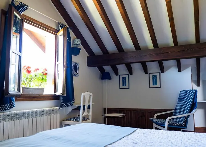 Fuente De Anjanas Otel