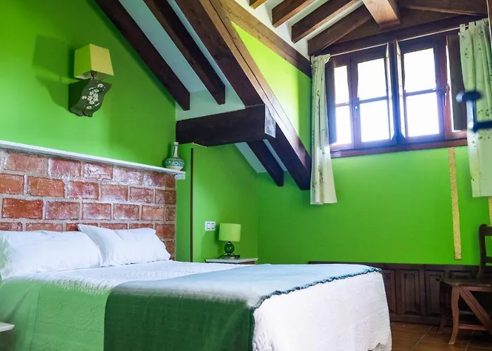 Fuente De Anjanas Hotell Estrada