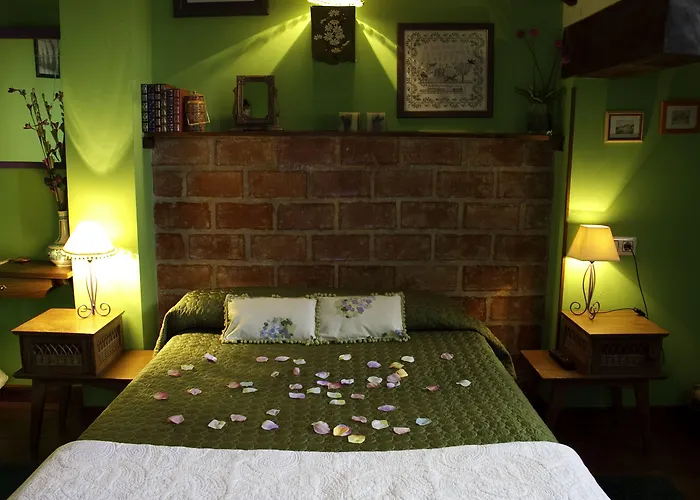 Hotell Fuente De Anjanas 3*